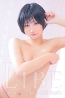 深月さゆり